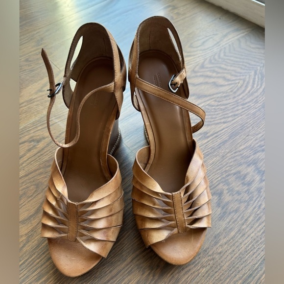 COTTON COUNTER Light Brown Leather Compensated Sandals size 40 US 8 Wedge Sandal - Picture 6 of 7